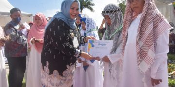 Dihadiri Bupati Kasmarni, 1020 Siswa MDTA Mandau dan Bathsol Diwisuda di Duri