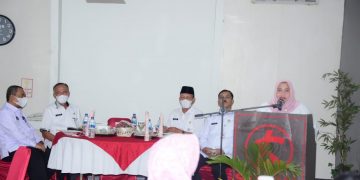 Buka Pelatihan OVOP, Kasmarni Berharap Para Pelaku UMKM Terus Gali Potensi Produk Lokal
