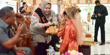 Buka Lomba Kreatifitas Anak TK, Bupati Kasmarni Minta Semua Pihak Bersinergi Wujudkan PAUD Holistik Integratif