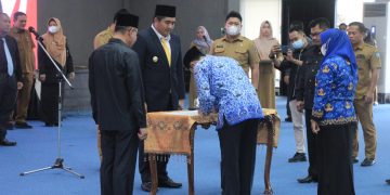 Roby Lantik 28 Guru Dalam Penugasan Kepala Sekolah se Kabupaten Bintan
