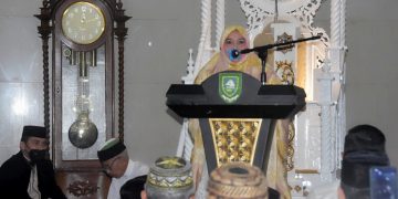 Bupati Kasmarni Shalat Idul Adha di Masjid Besar Arafah Duri