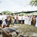 Bupati Kasmarni Saksikan Penyembelihan Qurban di Masjid Arafah Duri dan Masjid At-Taqwa Muara Basung