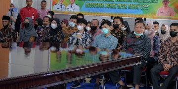 Pemkab Rohil Beri Beasiswa Untuk Mahasiswa Berprestasi di 2 PTN dan 2 PTS