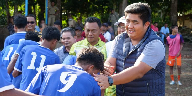 Roby Saksikan Gol Penentu PS Bintan Melaju Ke Final Sepak Bola Popda Kepri VIII