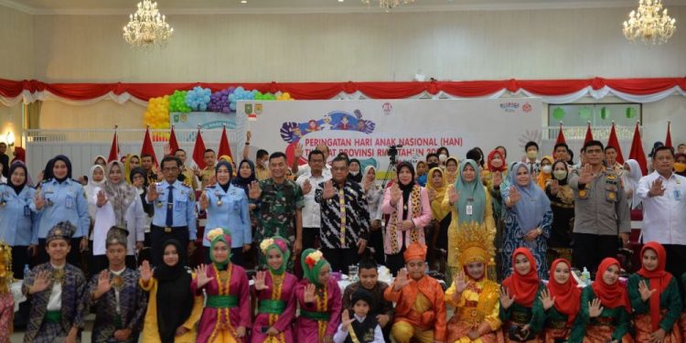 Hari Anak Nasional 2022, 11 Daerah di Riau Raih Anugerah Kabupaten/Kota Layak Anak