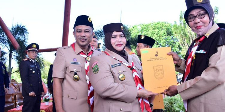 Bupati Kasmarni Pimpin Upacara Hari Pramuka Ke-61 Tahun 2022