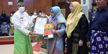 Hari Jadi ke 65, 12 Tokoh Pejuang Raih Penghargaan dari Pemprov Riau