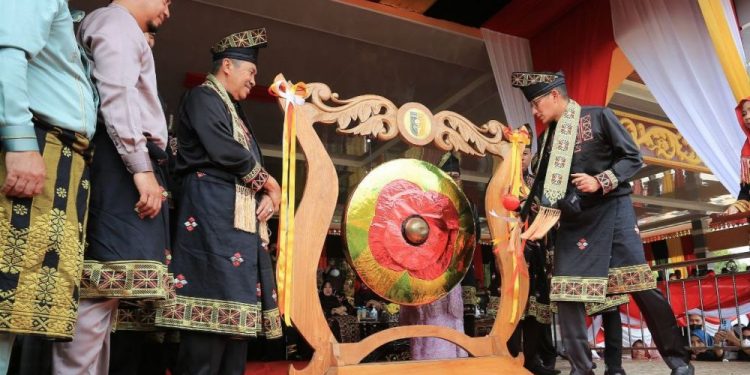 Helat Festival Pacu Jalur Sebagai Media Promosi Pariwisata Kuansing