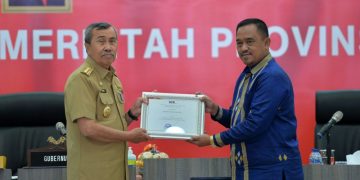 Pemprov Riau Raih Penghargaan Peningkatan MCP 2021 Dari KPK RI