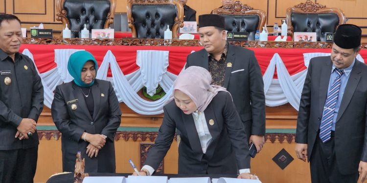 Ranperda APBDP 2022 Tanjungpinang Disahkan Jadi Perda