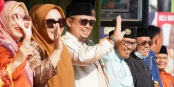 Dilepas Camat Riki, Ribuan Warga Duri Tumpah Ruah Ikuti Pawai Ta’aruf MTQ Tingkat Kecamatan Mandau Ke  47