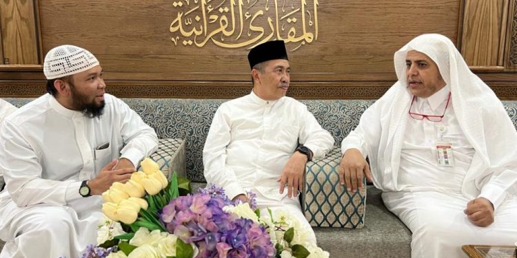Persiapkan Quran Center Riau, Gubri Kunjungi Maqari Quran Madinah