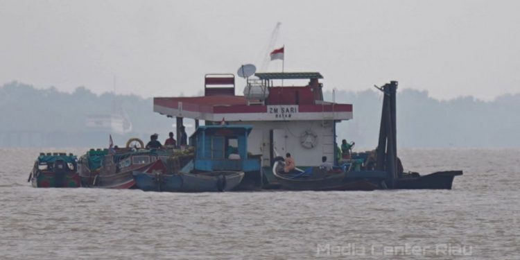 Ratusan Nelayan di Dumai Kekurangan Stok BBM Subsidi, DKP Riau Kirim Surat ke Pusat
