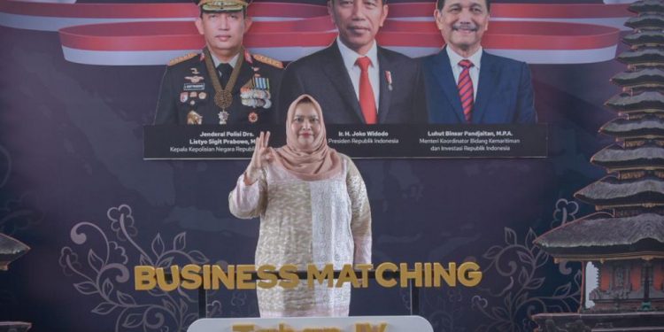 Hadiri Business Matching, Bupati Kasmarni Siap Jalankan Kebijakan Pemerintah Melalui P3DN