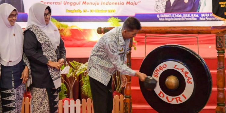 Bupati Bengkalis Buka Rakercab HUT IBI Ke-71 di Duri