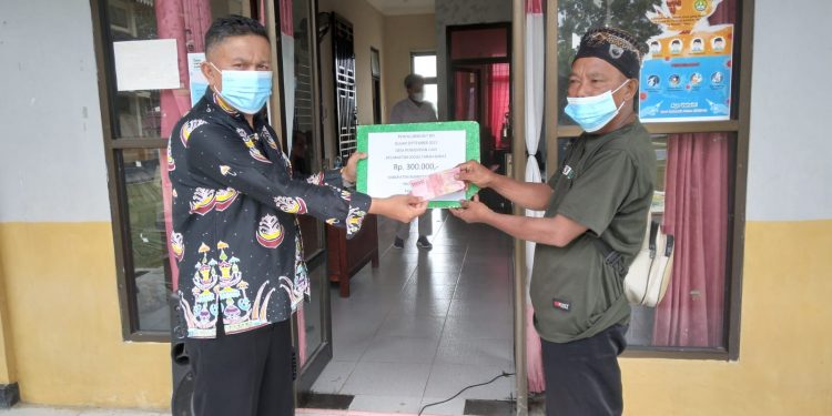 Pemdes Perhentian Luas Salurkan BLT DD Tahap 3