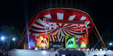 Ribuan Masyarakat Sholawat dan Doa Bersama Untuk Keselamatan Negeri Junjungan