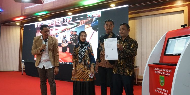 Permudah Urusan Masyarakat, Bupati Rohil Launching Aplikasi Si Koncang Pancasila