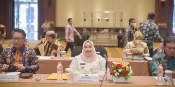 Hadiri Rapat Lintas Sektoral, Bupati Kasmarni Sampaikan RDTR Pulau Rupat Ke Kementerian ATR/BPN