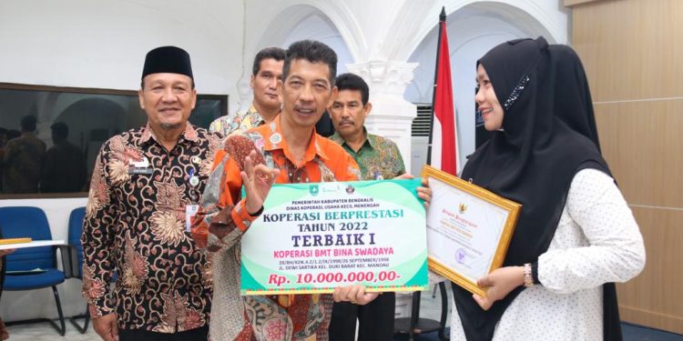 Wujudkan Koperasi Sehat, Bupati Tekankan Koperasi Patuhi Aturan