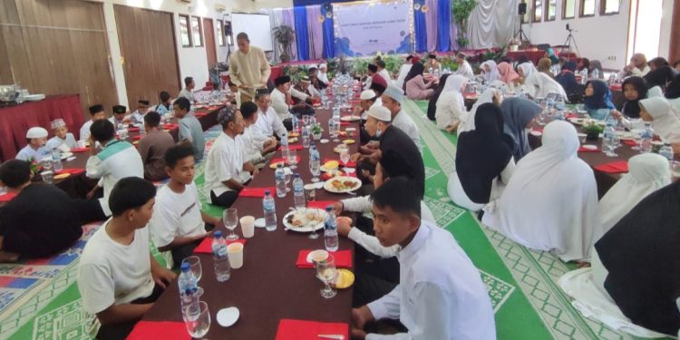Bakti Sosial, PHR dan Pengurus Masjid Ushuluddin Santuni Anak Yatim di Duri