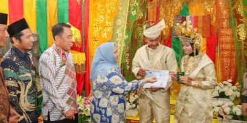Sidang Isbat Nikah di Bathin Solapan, Bupati Kasmarni : Wujud Komitmen dan Implementasi Program Unggulan Untuk Masyarakat