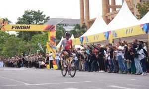Tim Nasional Singapura Juarai Etape III Pekanbaru City Race Tour de Siak 2022