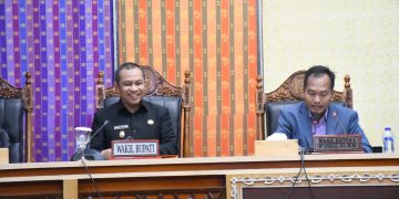 Bupati Bengkalis Jawab Pandangan Umum Fraksi Terhadap Ranperda Penyertaan Modal PT. Bumi Siak Pusako