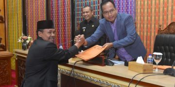 Bupati Bengkalis Sampaikan Rancangan Perda Inisiatif DPRD Tentang Keuangan dan Administratif Pimpinan