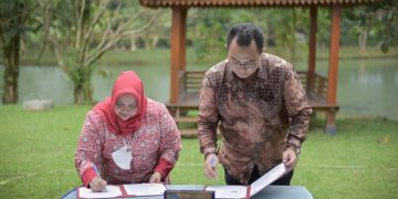 Bupati Kasmarni Tandatangani MoU Dengan IPB Dibidang Pertanian