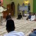 Sholat Subuh di Inhu, Gubri ajak Jamaah Masjid Raya Ar Rahman Jalankan Ekonomi Syariah