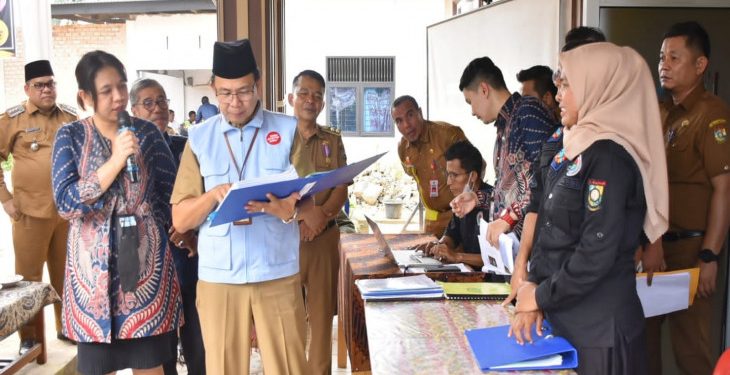 Ditetapkan Sebagai Desa Anti Korupsi, Ketua Observasi KPK Cek Langsung Dokumen Pemdes Pulau Gadang Kampar