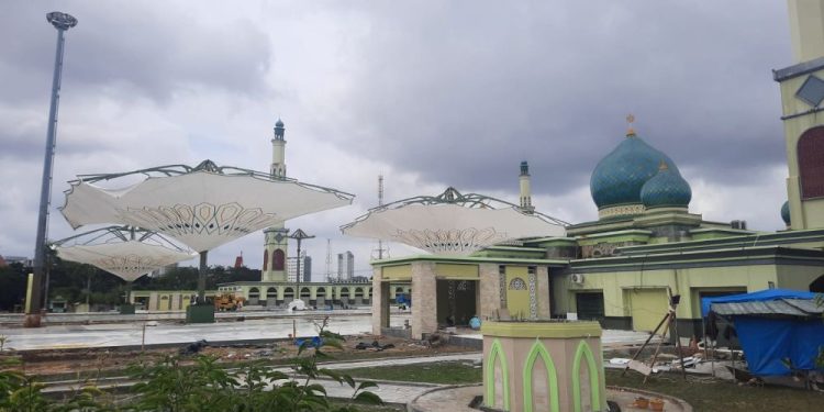 Proyek Penataan Kawasan Masjid Raya Annur Riau Terus Digesa