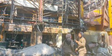 Dia Pleton Satpol PP Dikerahkan untuk Amankan Lokasi Bekas Kebakaran MPP Pekanbaru