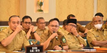 Plt. Sekda Bengkalis Ersan, Tandatangani Komitmen Serta Siap Sukseskan Agenda Besar Pemilihan KDh dan WKDH Serentak 2024