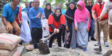 Bupati Kasmarni Apresiasi  Goro Masyarakat Pematang Pudu