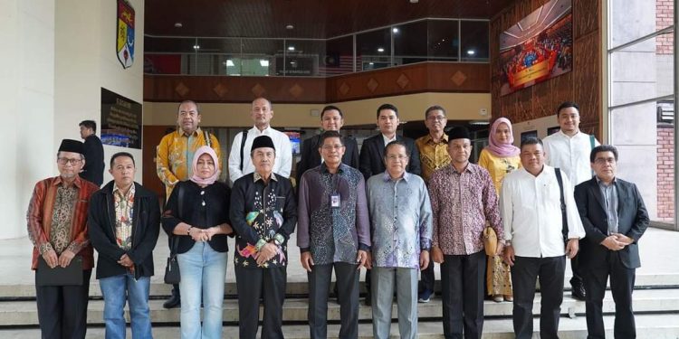 Gubernur Riau Kembali Jajaki Kerjasama dengan UKM Malaysia