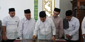 Resmikan Dua Masjid Baru, Gubri Syamsuar : Memakmurkan Mesjid, Memberkahi Riau
