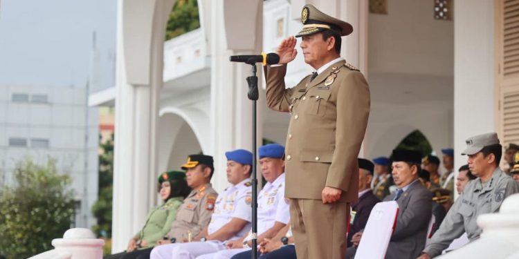 Gubernur Ansar inspektur Upacara Peringatan HUT Satpol PP, Satlinmas serta Damkar Tingkat Provinsi Kepri