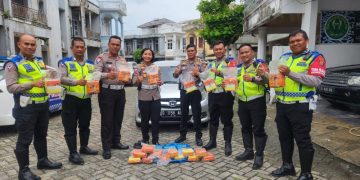 Aksi Polwan Lantas Setop Mobil Berisi Sabu 20 Kilogram saat Atur Lalu Lintas