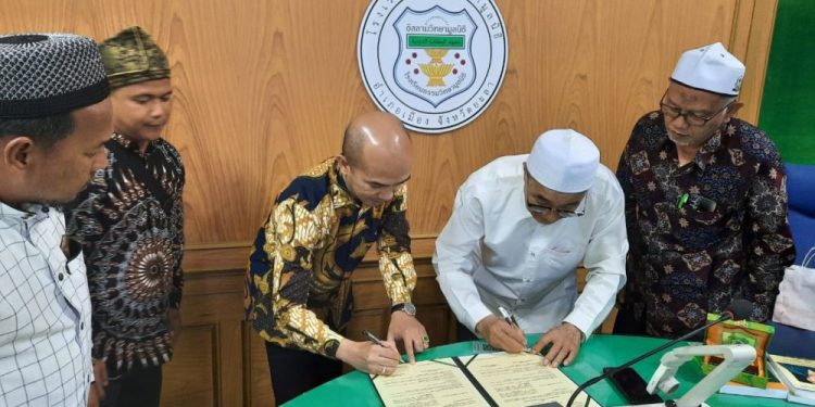 UIR Beri Layanan Pendidikan Berkualitas di Wilayah Terpencil Thailand dan Kamboja