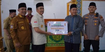 Safari Ramadhan di Bengkalis, Gubri Salurkan Sejumlah Bantuan
