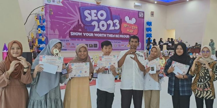 Anak Asuh DLEC Duri Kembali Juarai Scrabble se-Sumatera Unri 2023
