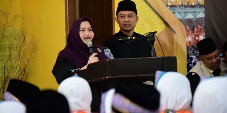 Lepas Keberangkatan 369 JCH Bengkalis, Bupati Kasmarni Berikan Pesan Dan Titip Doa