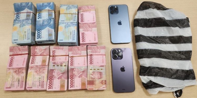 Kadis Kesehatan Kampar dan Kepala Puskesmas Terjaring OTT Polda Riau
