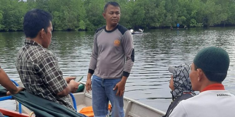 Nelayan di Inhil Tewas Disambar Petir