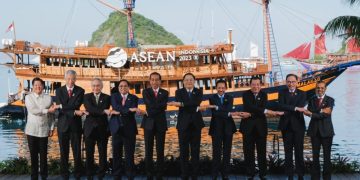 Presiden Jokowi Sambut Pemimpin ASEAN di Labuan Bajo