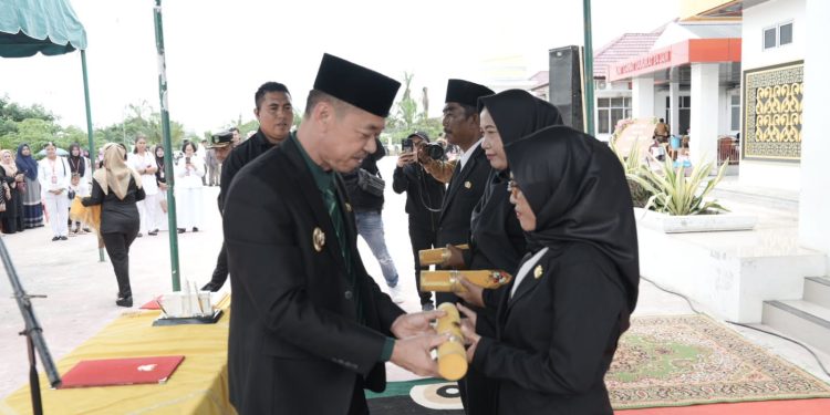 Bupati Afrizal Sintong Resmikan Gedung Puskesmas Panipahan
