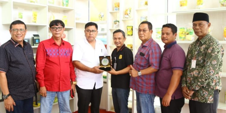 Komisi III DPRD Bengkalis Upayakan Program Centra IKM untuk meningkatkan Nilai Produk Industri Kecil
