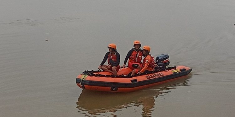 Hari Kedua Mahasiswa PCR di Tenggelam Sungai Kampar, Tim Lakukan Penyisiran Sejauh 6 Km